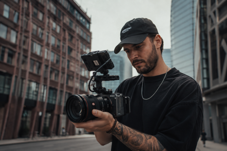 content creator mit Sony fx3 und g-master objektiv